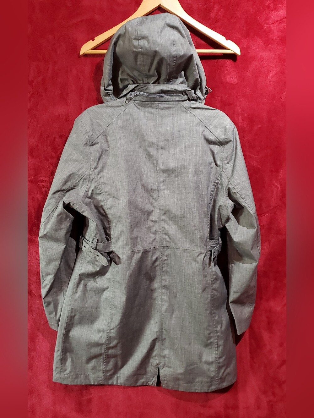 Kirkland Signature Light Gray Women's Trench Coat - Picture 2 of 8
